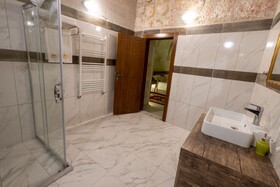 Mesken Cave Suites