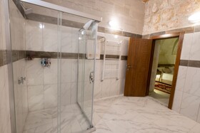 Mesken Cave Suites