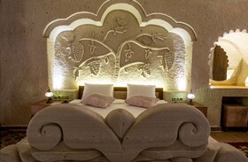 Mesken Cave Suites