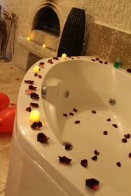 Miracle Cave Hotel