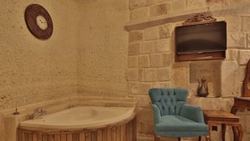 Miracle Cave Hotel