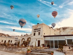 Miracle Cave Hotel