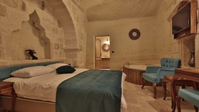 Miracle Cave Hotel