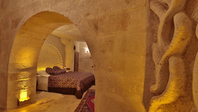 Phocas Cave Suites