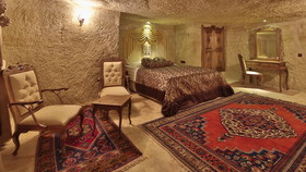 Phocas Cave Suites