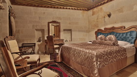 Phocas Cave Suites