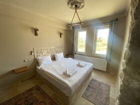 Ala Stone Hotel