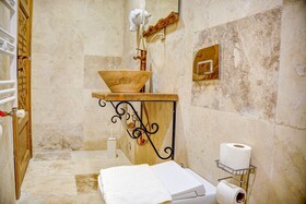 Ala Stone Hotel