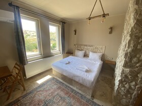 Ala Stone Hotel