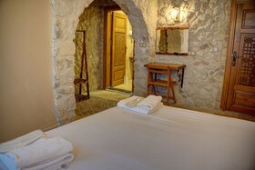 Ala Stone Hotel