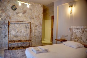 Ala Stone Hotel