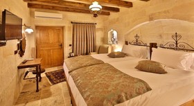 Aren Cave Hotel