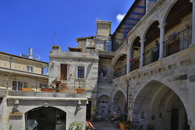 Aren Cave Hotel