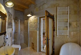 Aza Cave Hotel