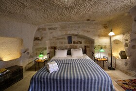 Aza Cave Hotel