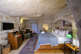 Aza Cave Hotel