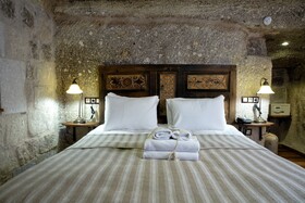 Aza Cave Hotel