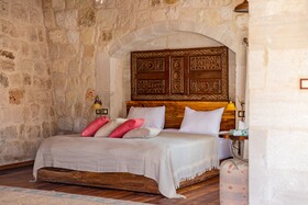 Aza Cave Hotel