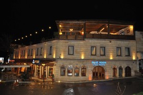Nomads Cave Hotel & Rooftop