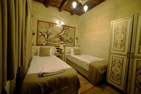 Caftan Cave Suites