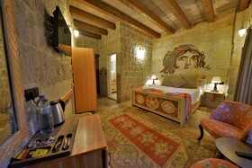 Caftan Cave Suites