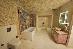 Caftan Cave Suites