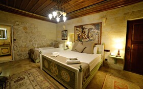 Caftan Cave Suites