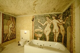 Caftan Cave Suites
