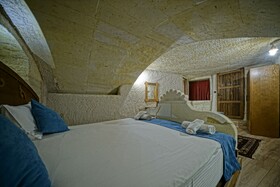 Cappa Cave Hostel