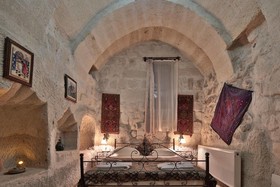 Caravanserai Cave
