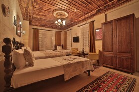 Caravanserai Inn Hotel