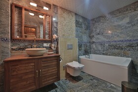 Caravanserai Inn Hotel
