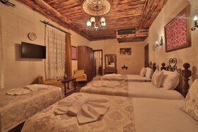 Caravanserai Inn Hotel