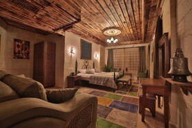 Caravanserai Inn Hotel