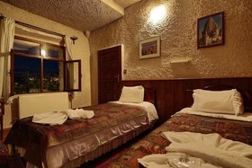 Cave Hotel Saksagan