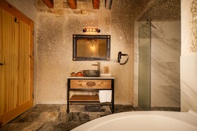 Caverna Hotel Premium Caves