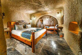 Caverna Hotel Premium Caves