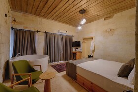 Concept Cave Suites