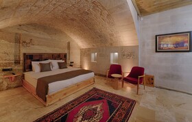 Concept Cave Suites