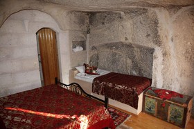 Elif Star Cave
