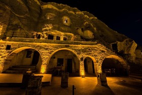 Elite Cave Suites