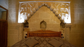 Charming Cave Hotel