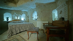 Charming Cave Hotel