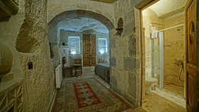 Charming Cave Hotel