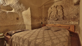 Charming Cave Hotel
