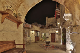 Charming Cave Hotel