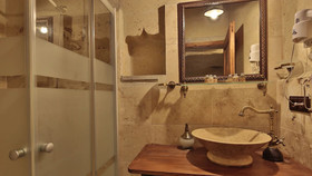 Charming Cave Hotel