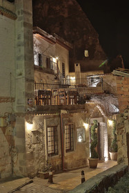Charming Cave Hotel