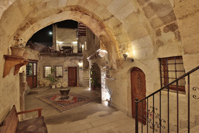 Charming Cave Hotel