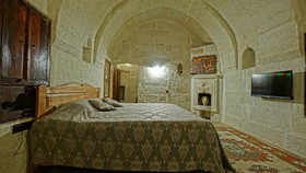 Charming Cave Hotel